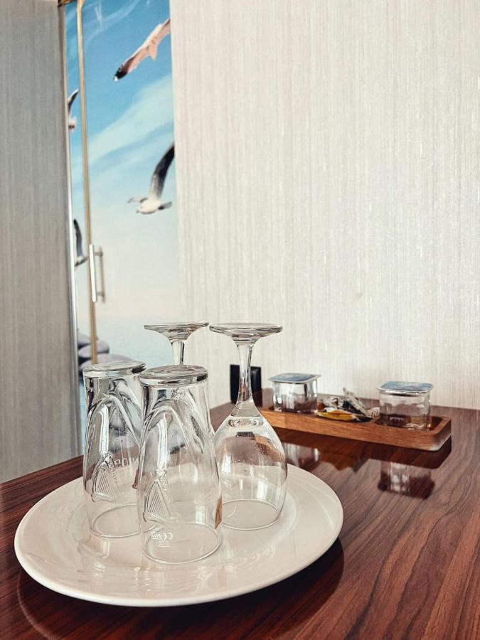 Zebra Hotel Alsancak Izmir Eksteriør billede